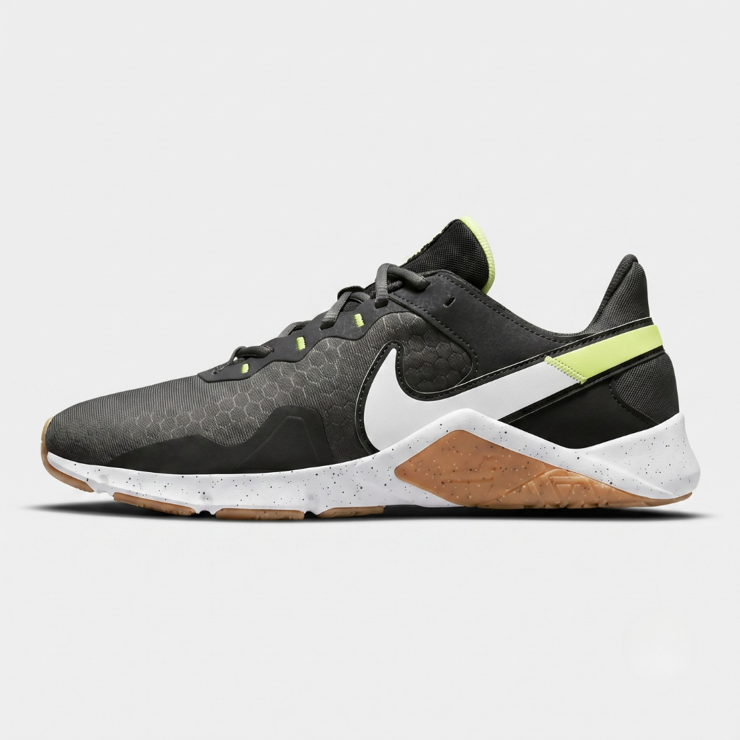 Tênis Nike Legend Essential 2